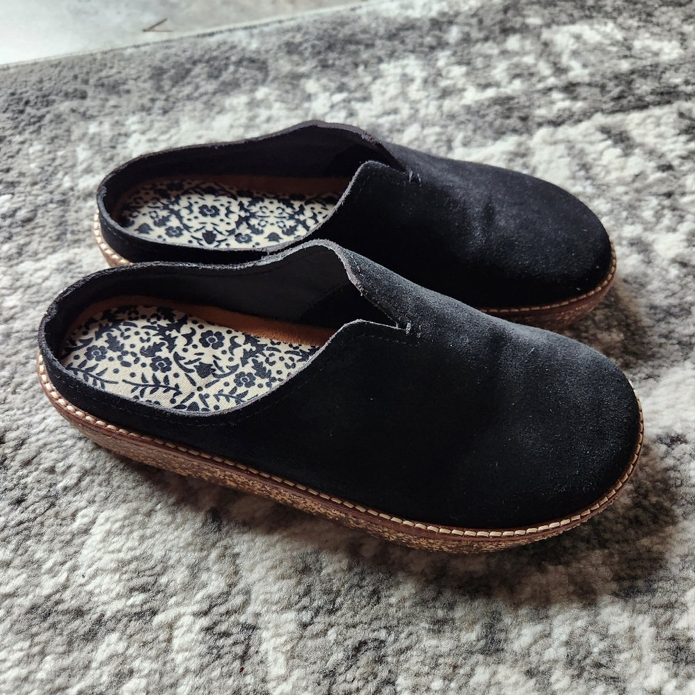 Lucky Brand Tamala Suede Leather Clog Slipon Size 6